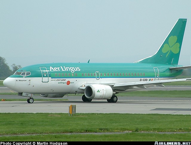 Boeing 737-548 (2) - Manchester.jpg